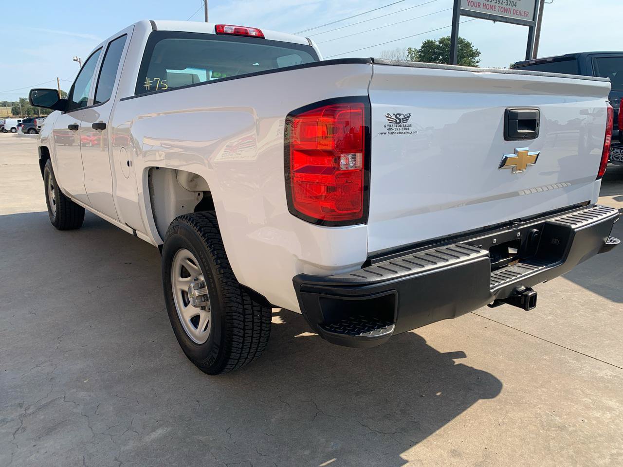 Used 2018 Chevrolet Silverado 1500 W/T w/ Trailering Package RWD image 4
