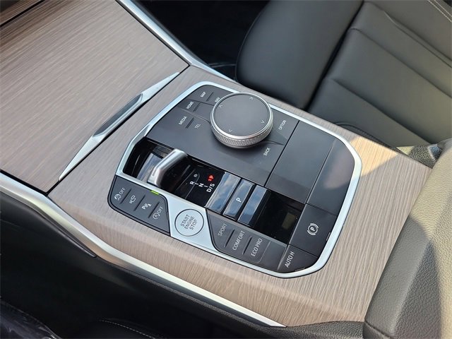 Used 2025 BMW 330i Sedan image 32