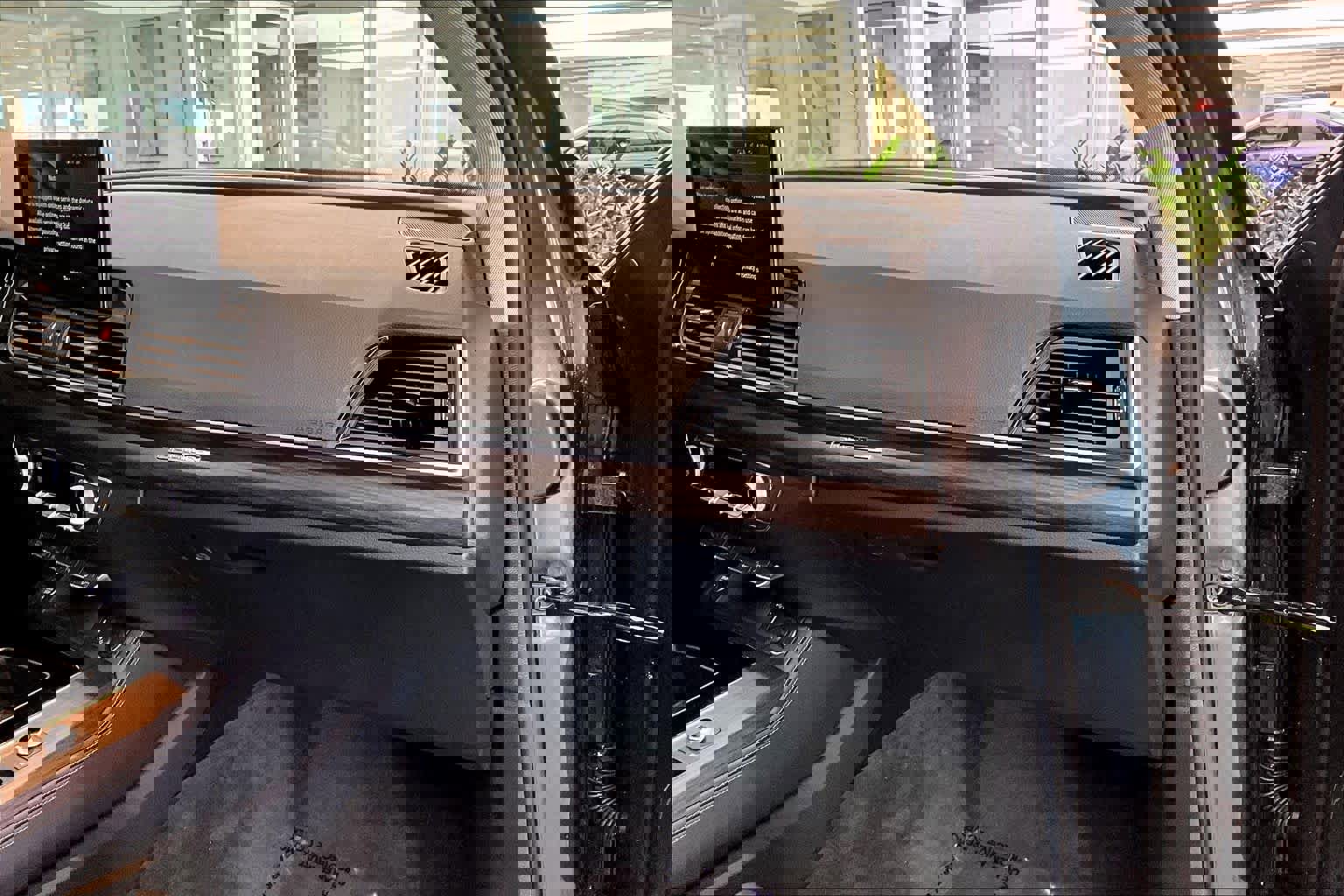 Certified 2025 Audi Q5 2.0T Premium Plus w/ Premium Plus Package image 19