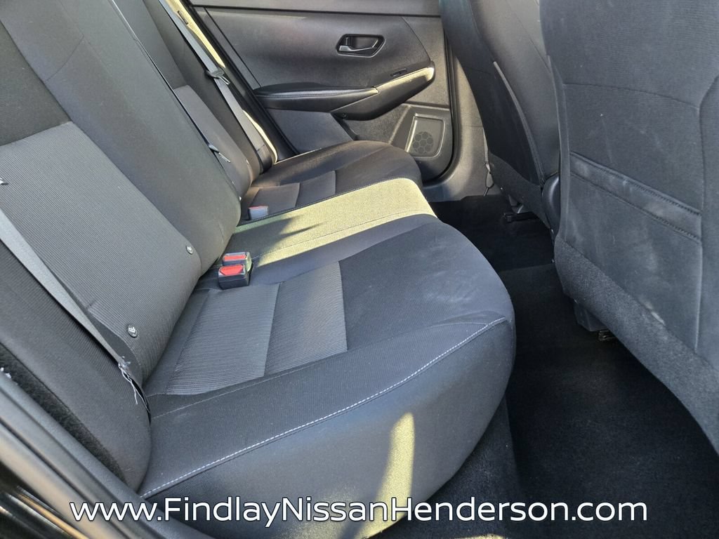 Used 2024 Nissan Sentra SV FWD image 15