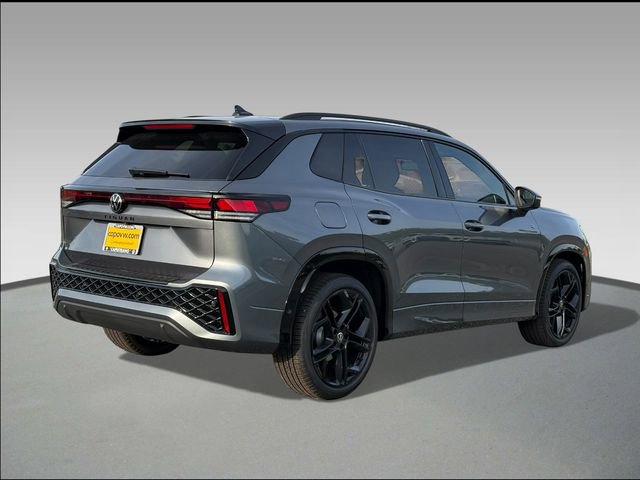 New 2026 Volkswagen Tiguan SE R-Line image 4