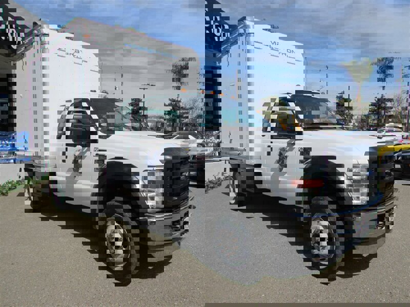 Used 2008 Ford F550 2WD Super Cab Super Duty image 24