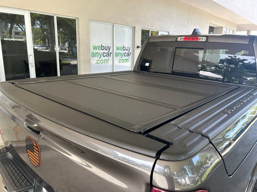 Used 2022 RAM 1500 Laramie AWD/4WD image 36