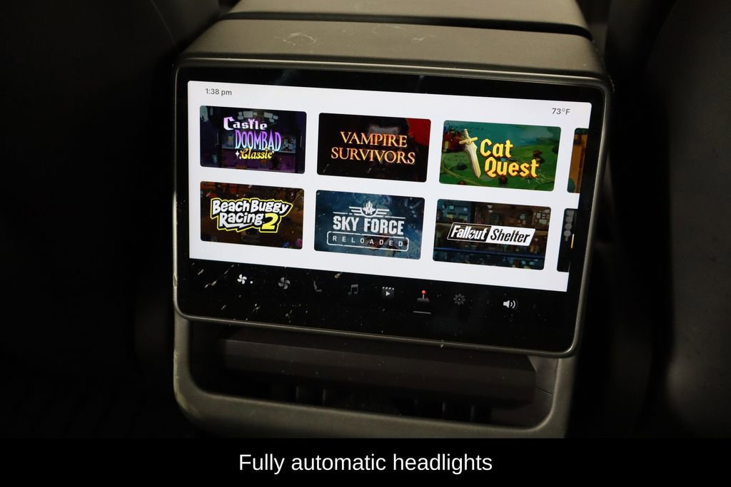 Used 2025 Tesla Model 3 Long Range image 11