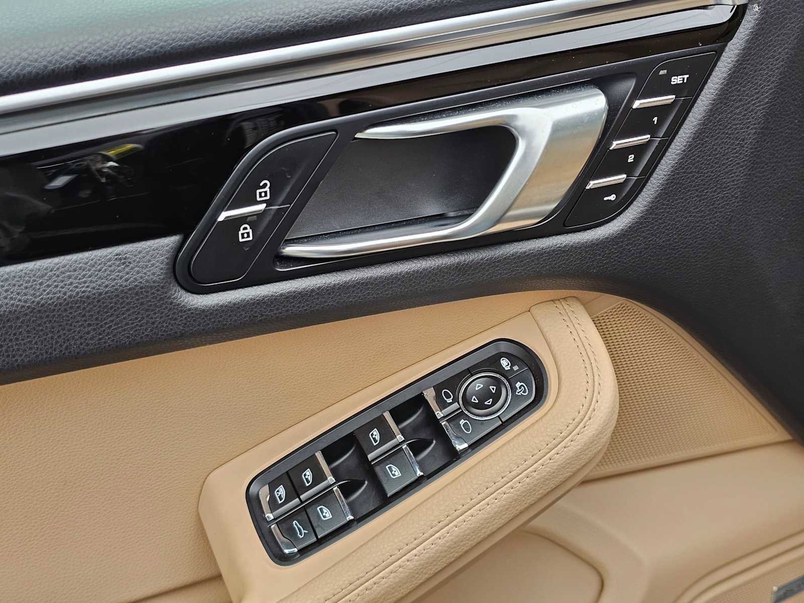 Used 2019 Porsche Macan S image 23