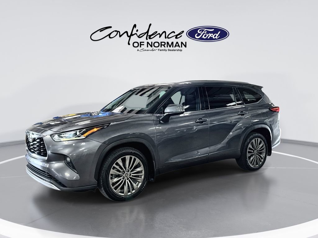 Used 2021 Toyota Highlander Platinum AWD/4WD image 4