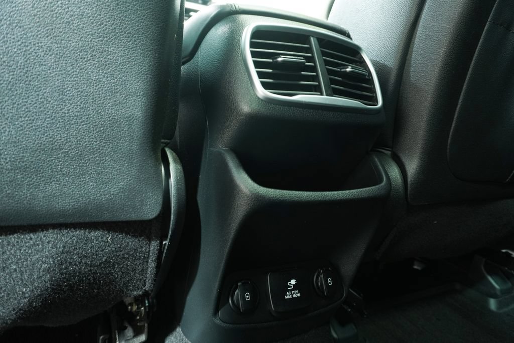 Used 2019 Hyundai Santa Fe AWD image 15