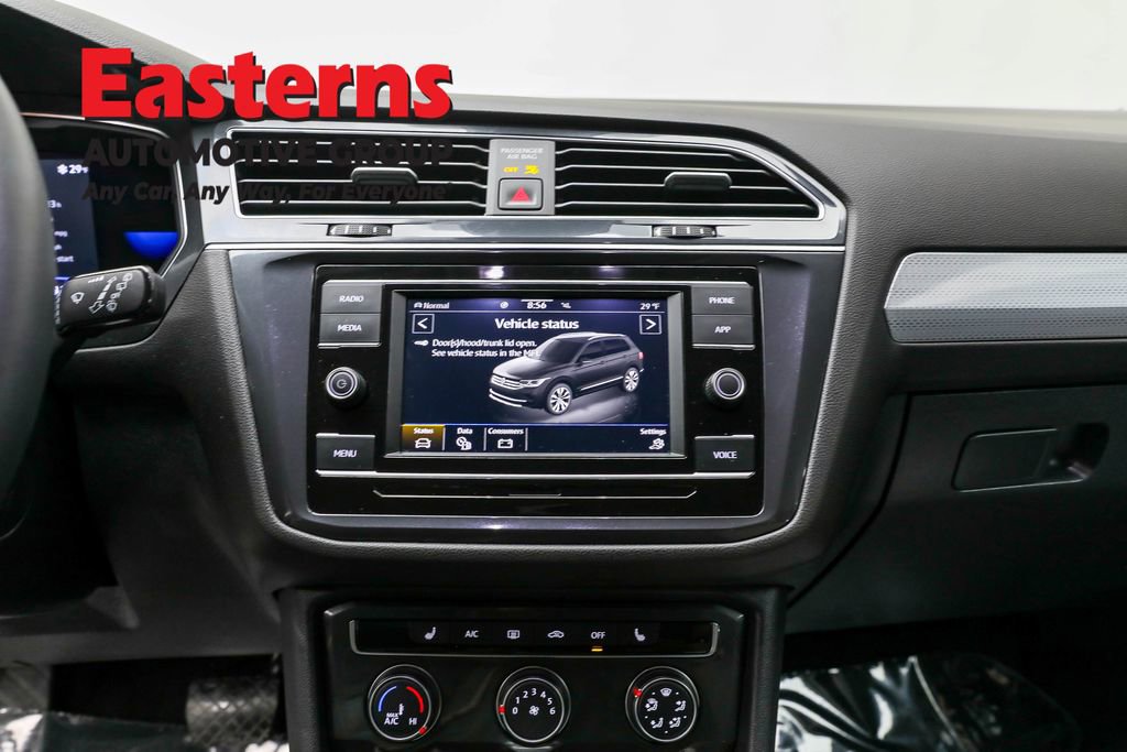 Used 2022 Volkswagen Tiguan S image 12