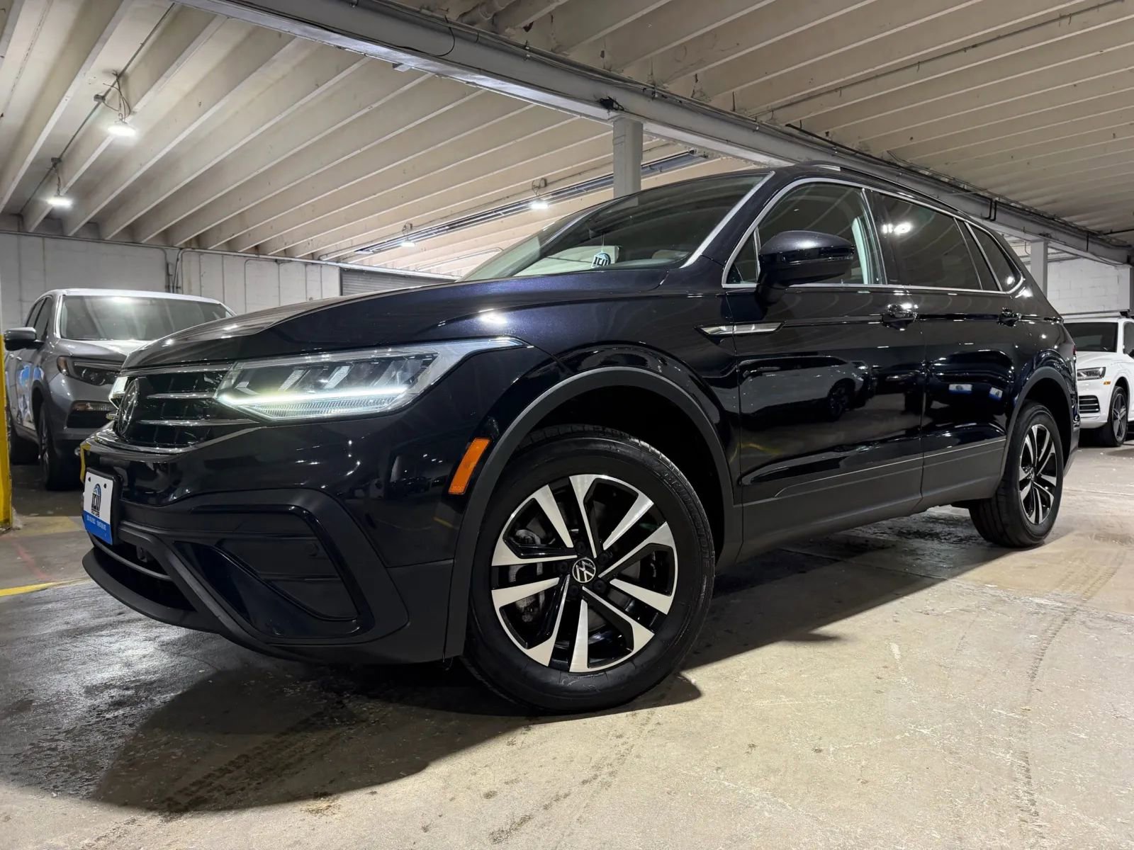 Used 2023 Volkswagen Tiguan S AWD/4WD image 2
