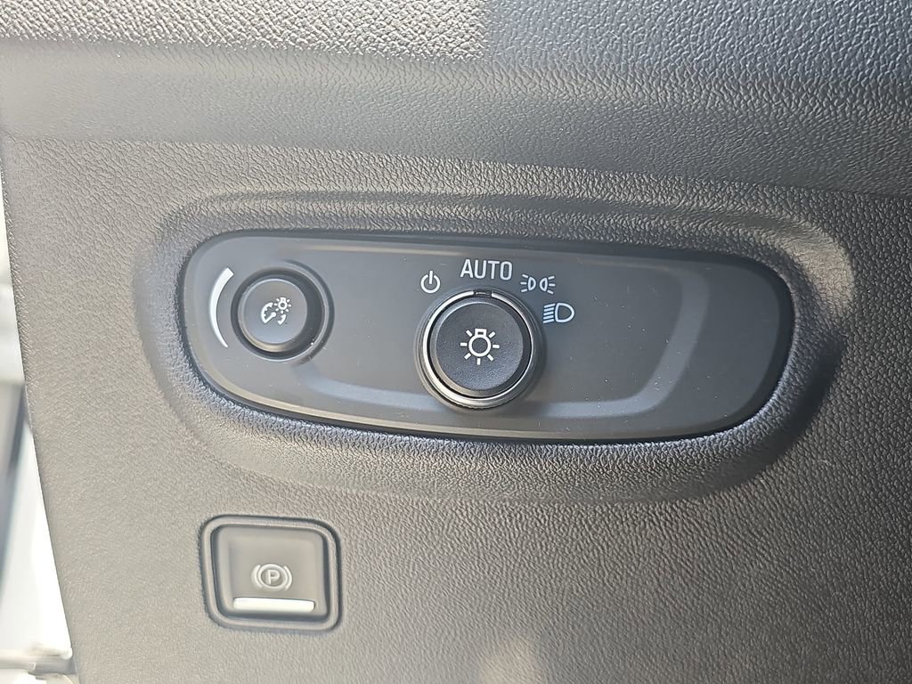 Used 2019 GMC Terrain SLE FWD image 31