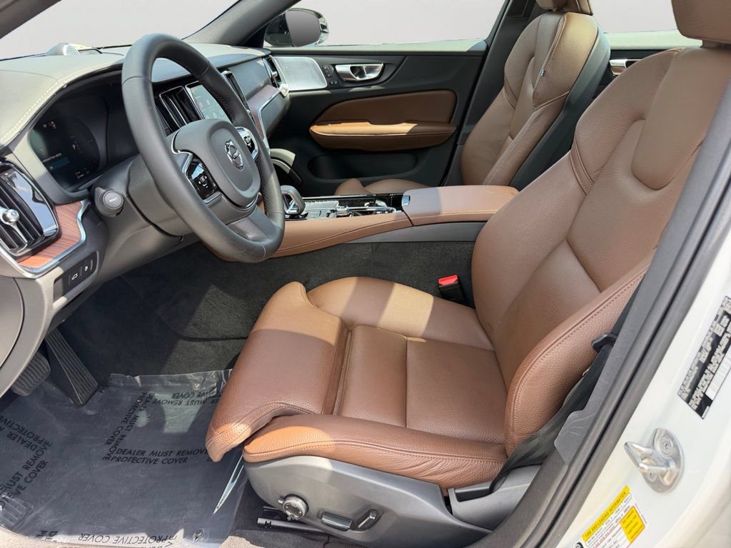 Certified 2024 Volvo S60 T8 Ultimate AWD/4WD image 16