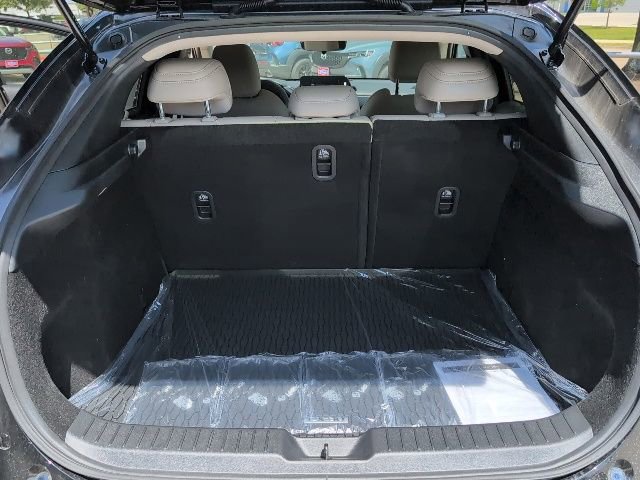 Used 2025 MAZDA CX-30 AWD 2.5 S w/ Preferred Package image 16