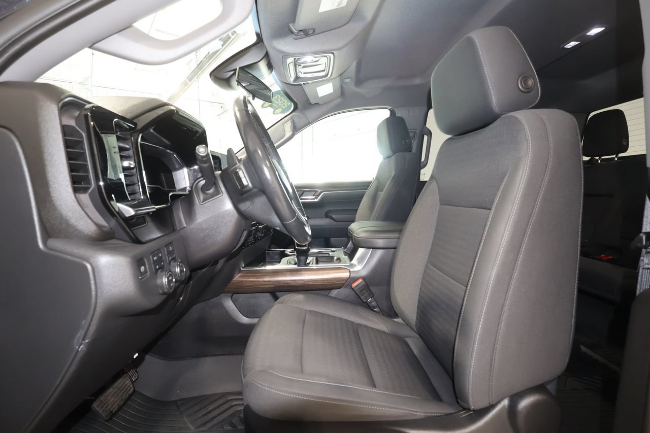 Certified 2023 Chevrolet Silverado 1500 LT Trail Boss w/ LPO, Dark Essentials Package AWD/4WD image 23