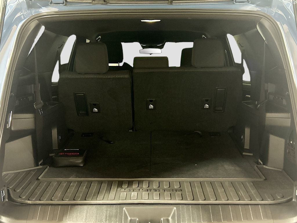 Used 2025 Toyota 4Runner SR5 RWD image 22