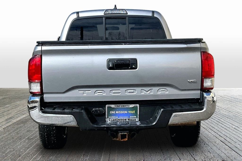 Used 2016 Toyota Tacoma TRD Off-Road w/ Towing Package image 7