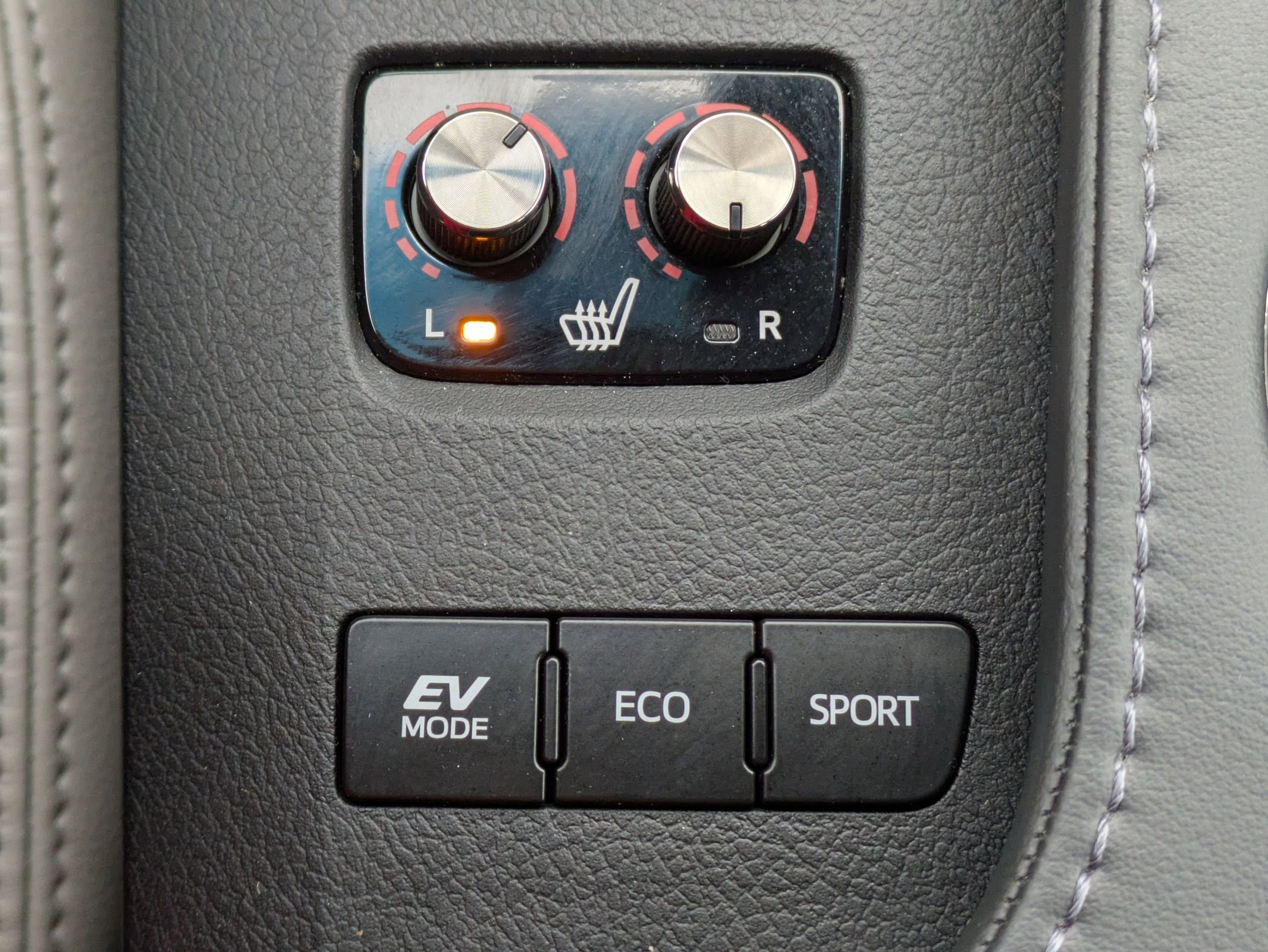 Used 2018 Toyota Avalon XLE Premium w/ All Weather Liner Package image 18