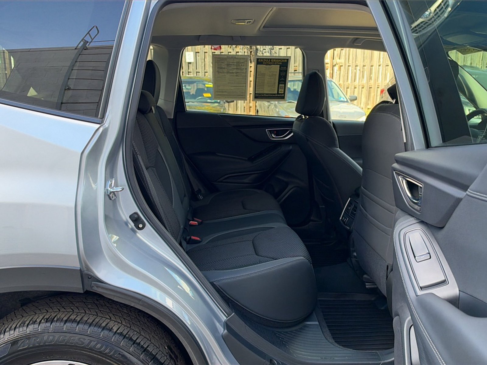 Used 2023 Subaru Forester Premium AWD/4WD image 19