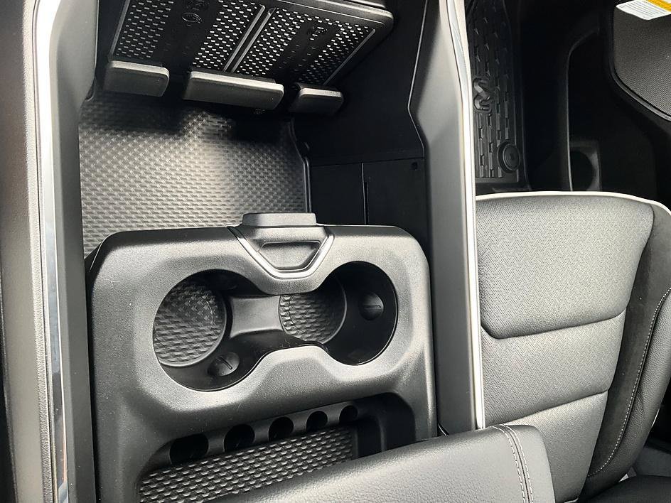 New 2027 RAM 1500 Laramie w/ Night Edition AWD/4WD image 25