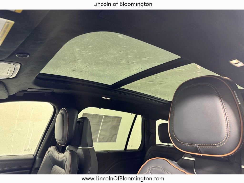 Certified 2025 Lincoln Aviator Black Label image 27