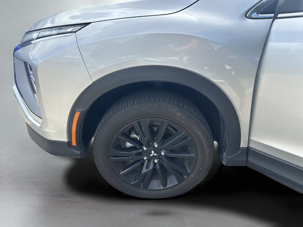 Used 2025 Mitsubishi Eclipse Cross LE AWD/4WD image 26