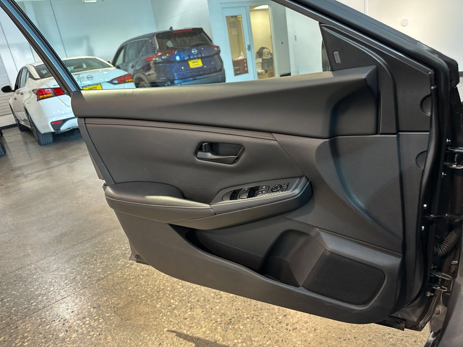 Used 2025 Nissan Sentra S FWD image 18