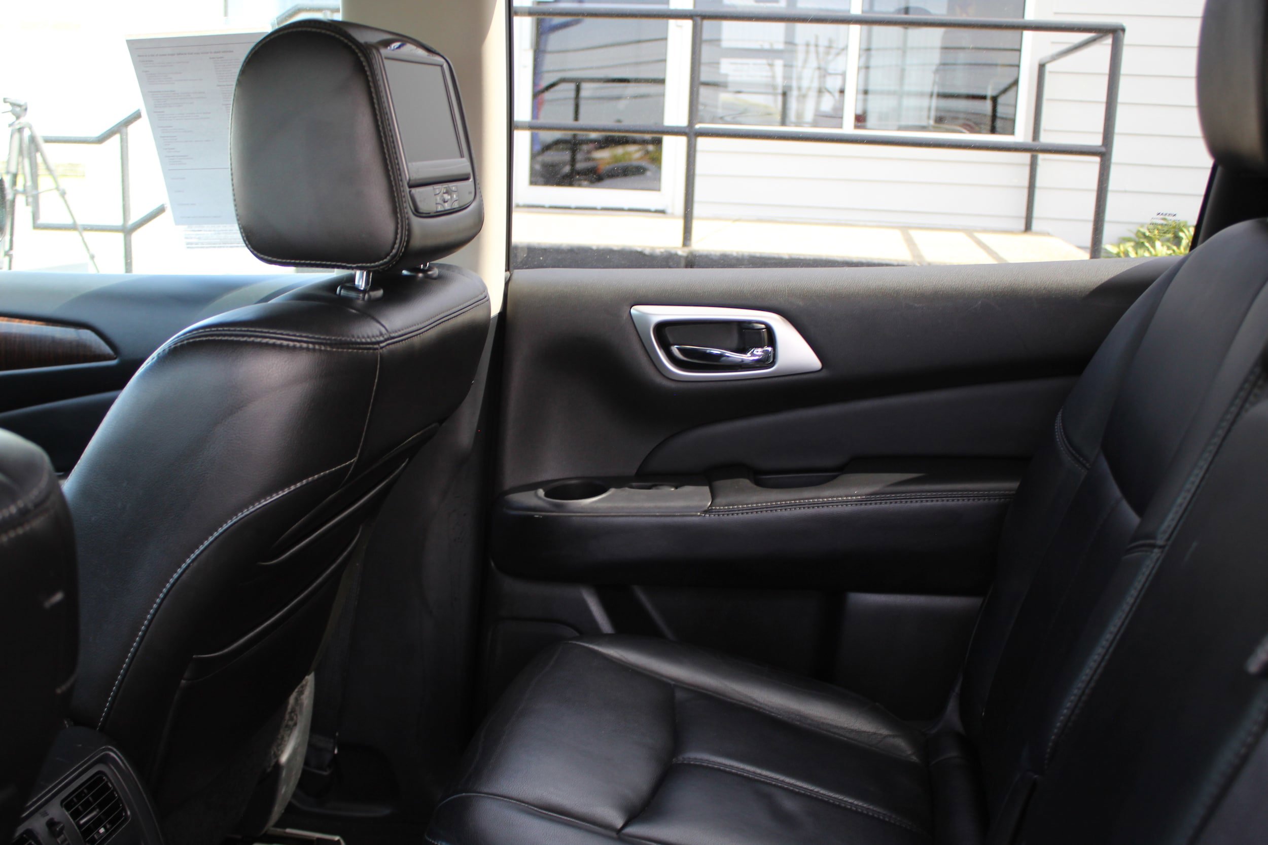 Used 2013 Nissan Pathfinder SL w/ Cargo Pkg image 44