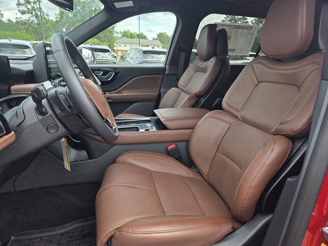 New 2026 Lincoln Aviator Reserve w/ Luxury Package RWD image 12
