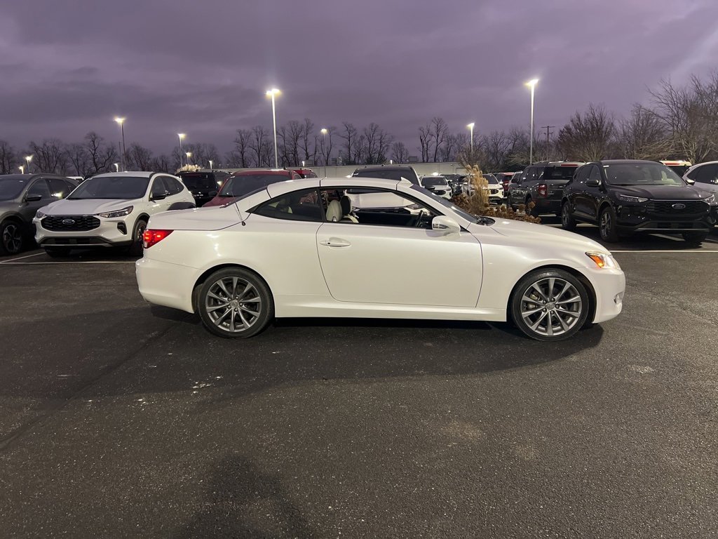 Used 2013 Lexus IS 250C image 4