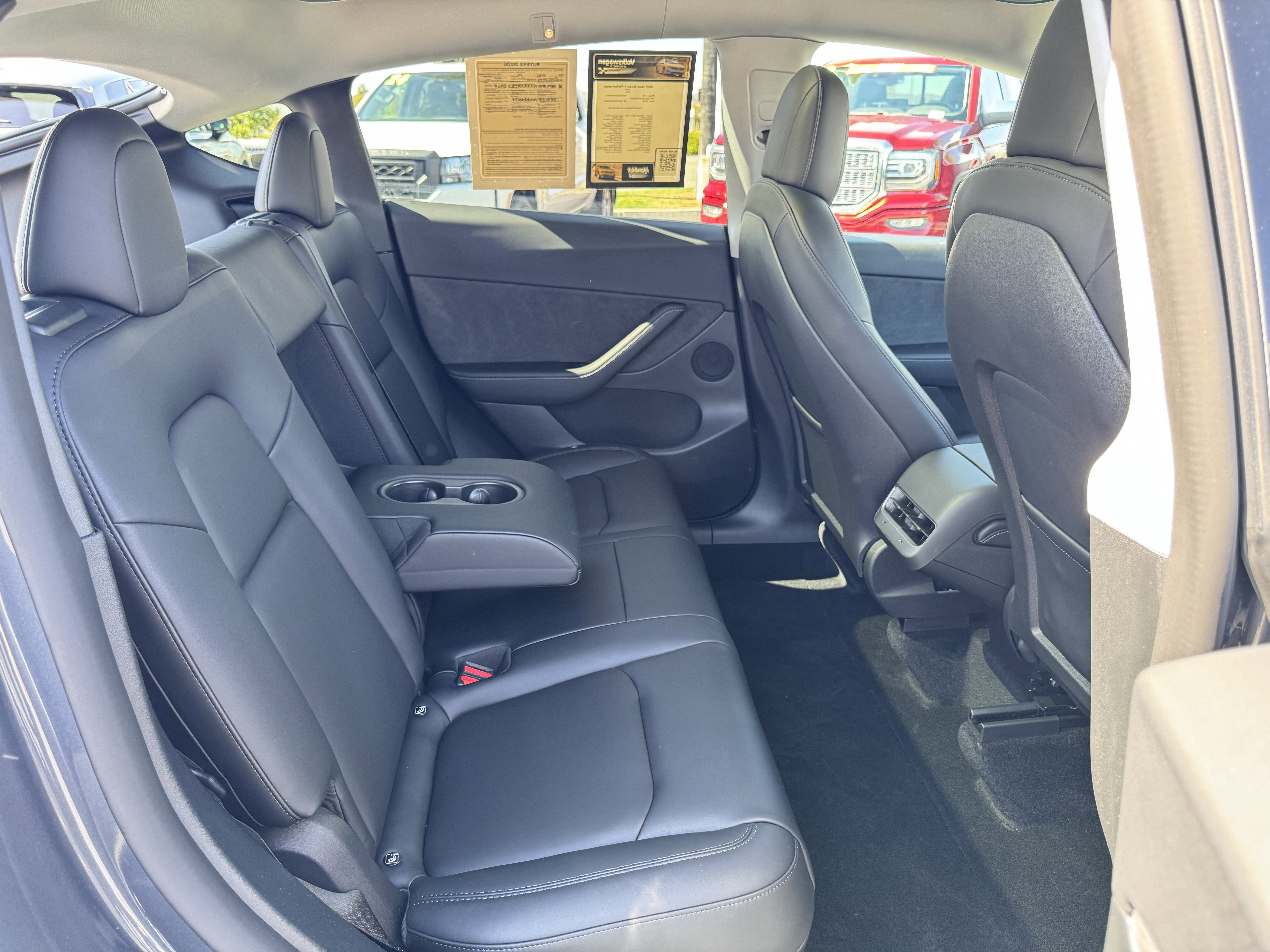 Used 2022 Tesla Model Y Performance image 32