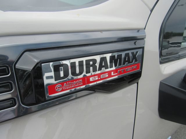 Used 2026 GMC Sierra 3500 AT4 w/ Technology Package AWD/4WD image 7