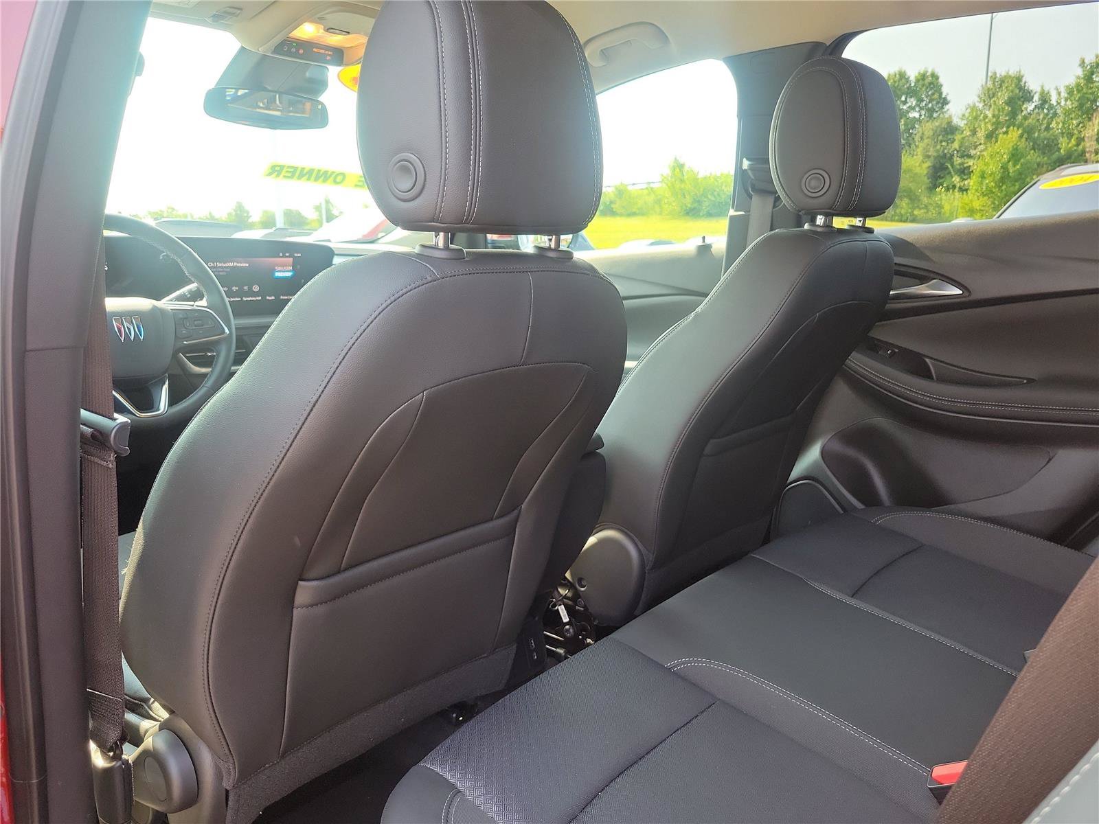 Used 2024 Buick Encore GX Preferred FWD image 12