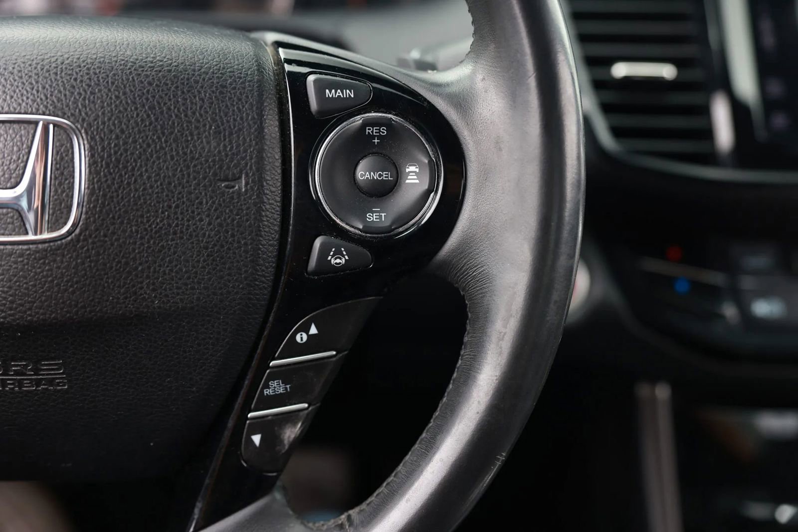 Used 2016 Honda Accord Touring image 27