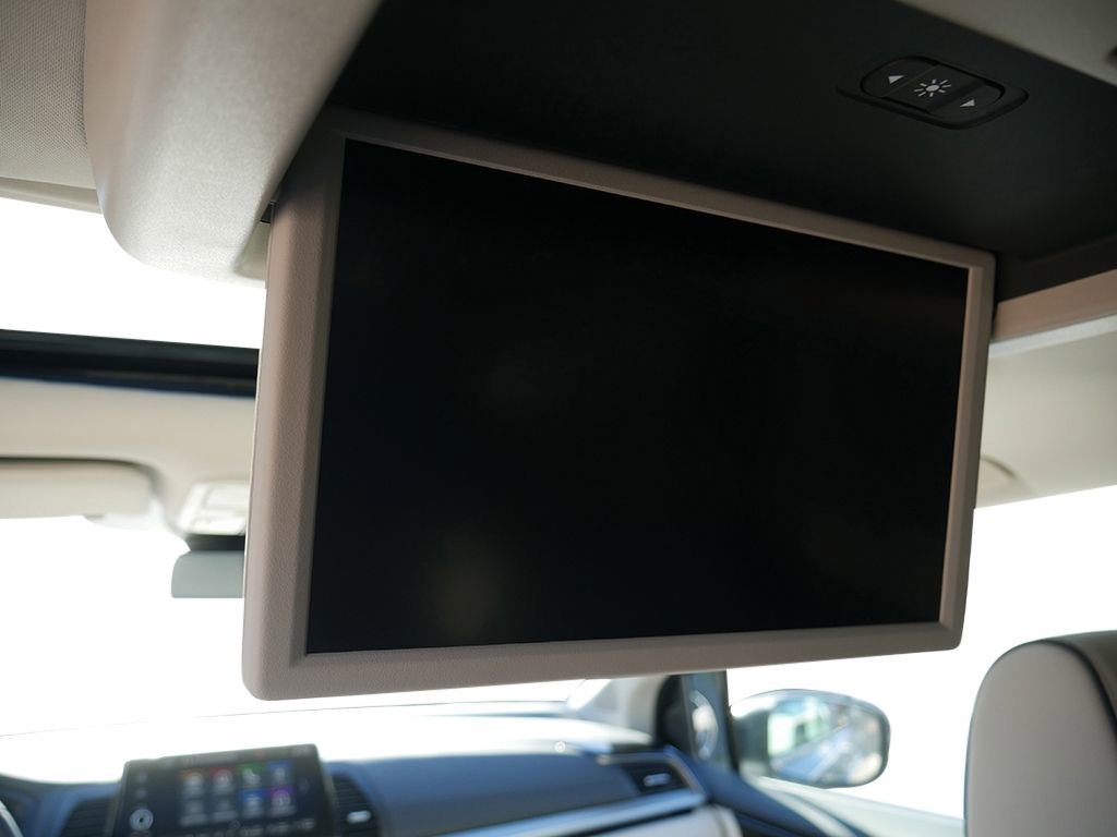 New 2026 Honda Odyssey Touring image 19