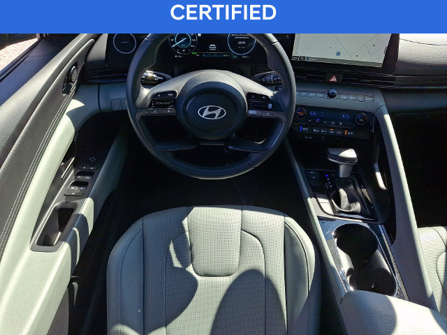 Certified 2025 Hyundai Elantra Limited FWD image 11