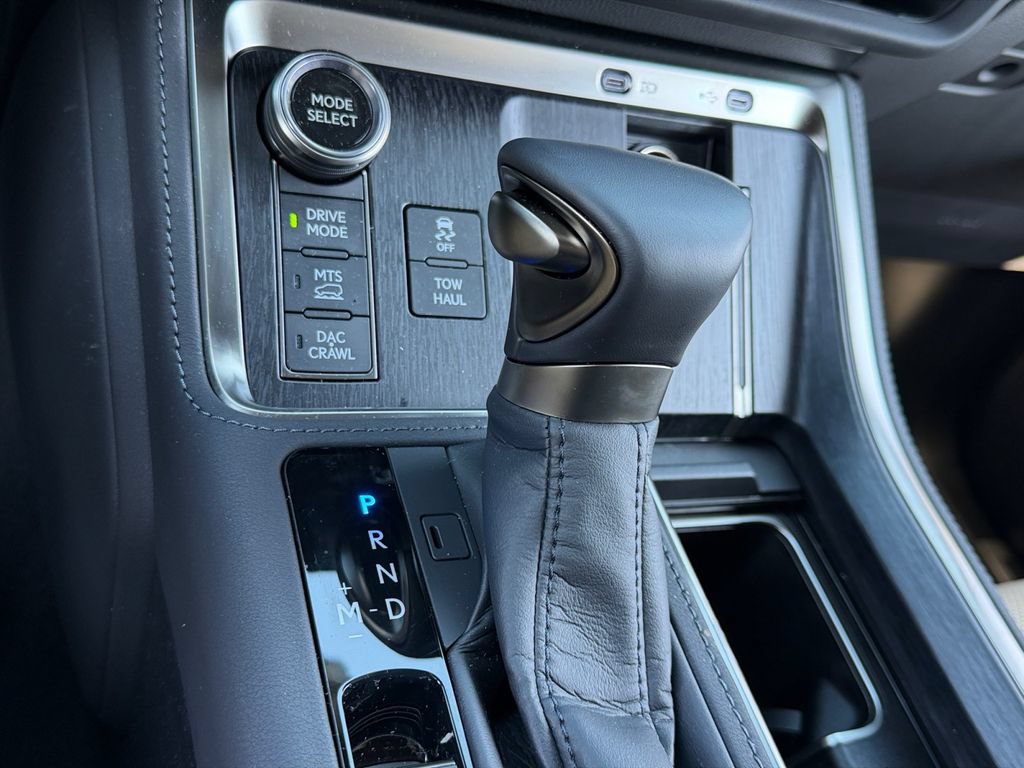 Certified 2026 Lexus GX 550 AWD/4WD image 27