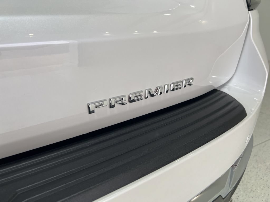 New 2025 Chevrolet Suburban Premier AWD/4WD image 30