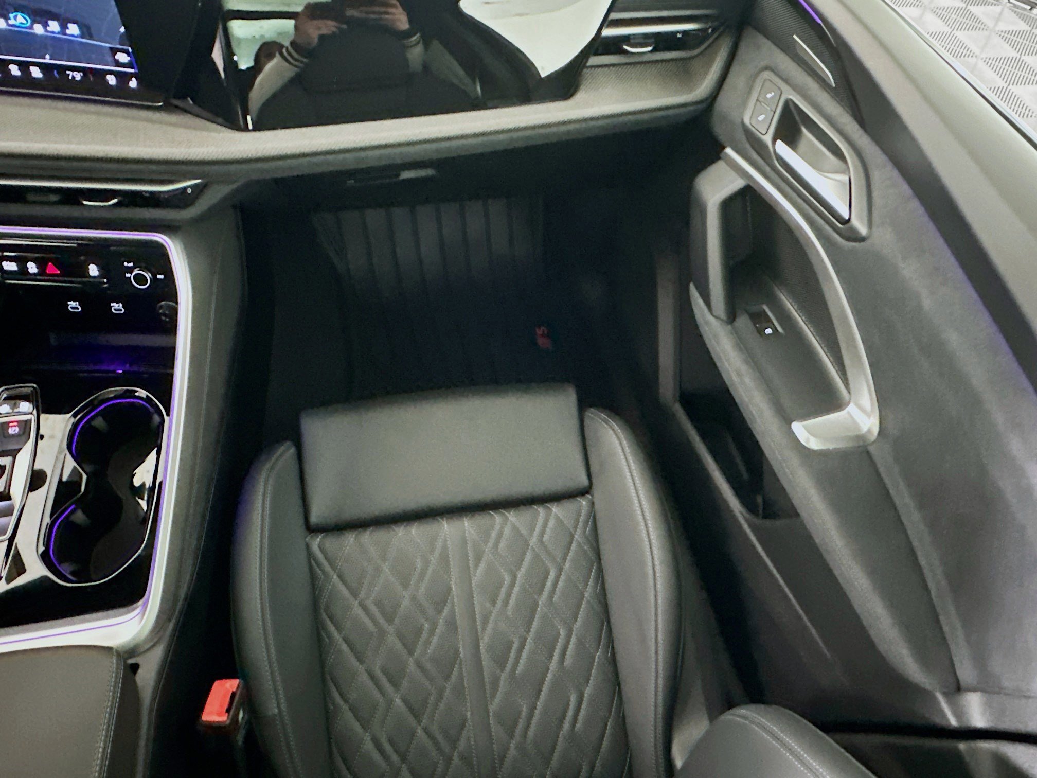 Used 2025 Audi SQ5 Premium Plus w/ Premium Plus Package image 22