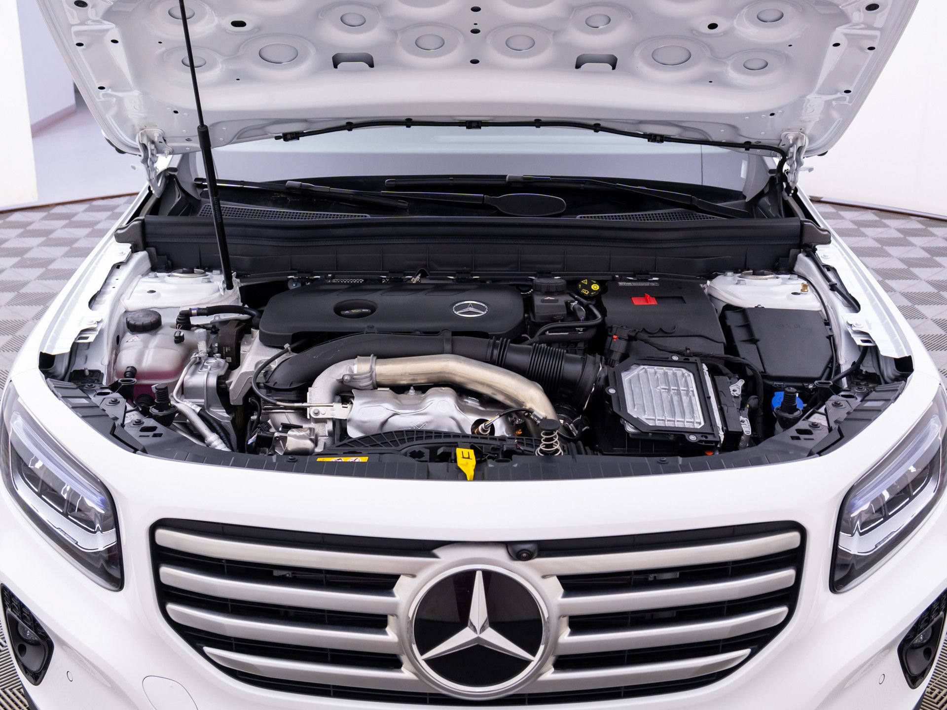 New 2026 Mercedes-Benz GLB 250 4MATIC image 28