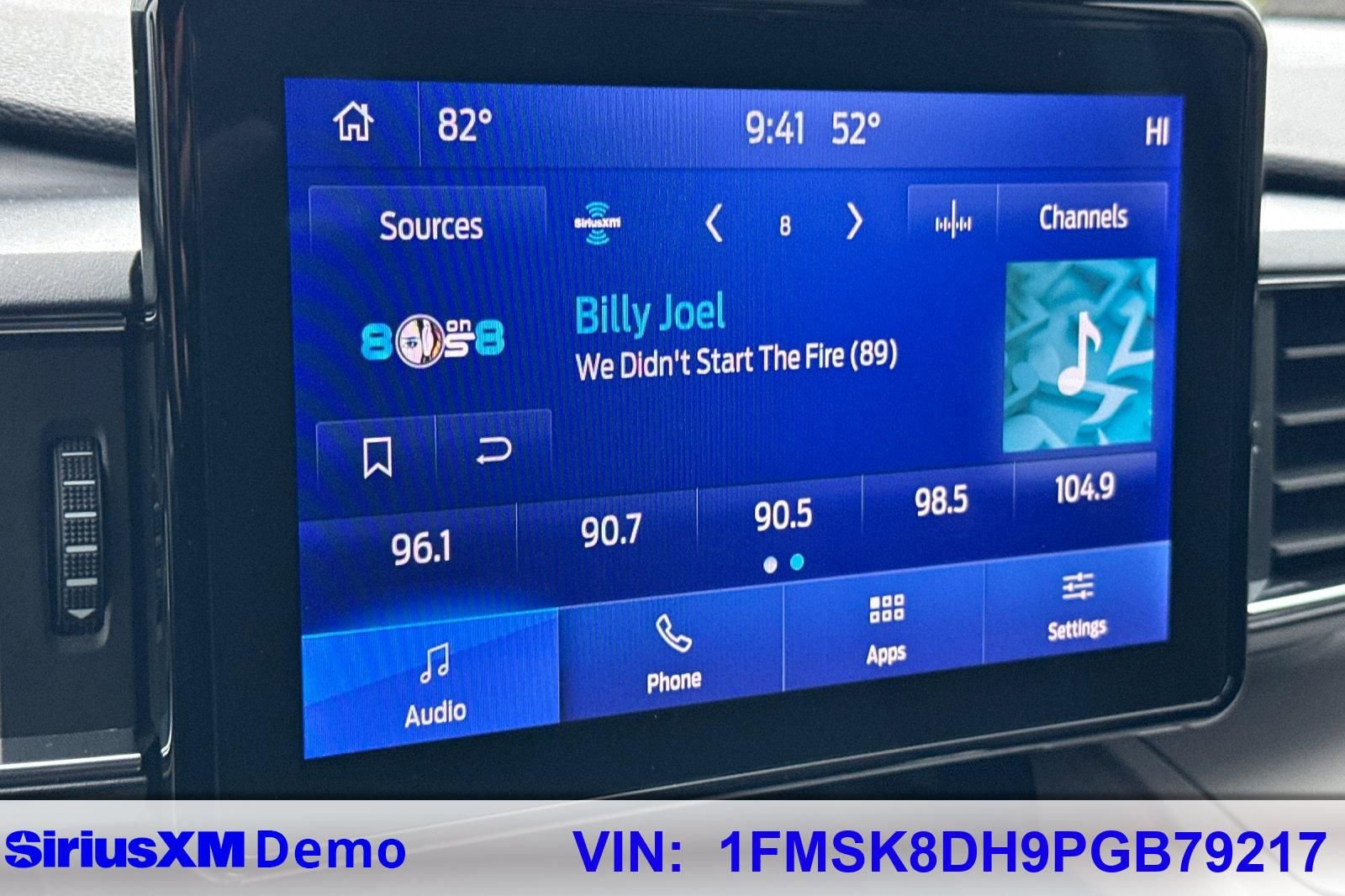 Used 2023 Ford Explorer XLT w/ Equipment Group 202A image 27