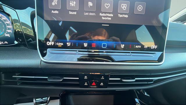 New 2026 Volkswagen Golf 2.0T image 16