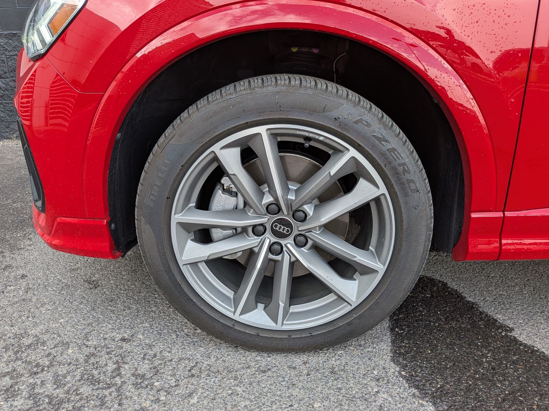 Certified 2025 Audi Q3 2.0T Premium w/ Convenience Package AWD/4WD image 11
