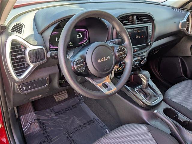 Used 2024 Kia Soul LX image 10