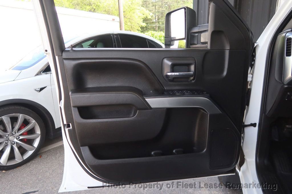 Used 2015 Chevrolet Silverado 2500 LT image 13