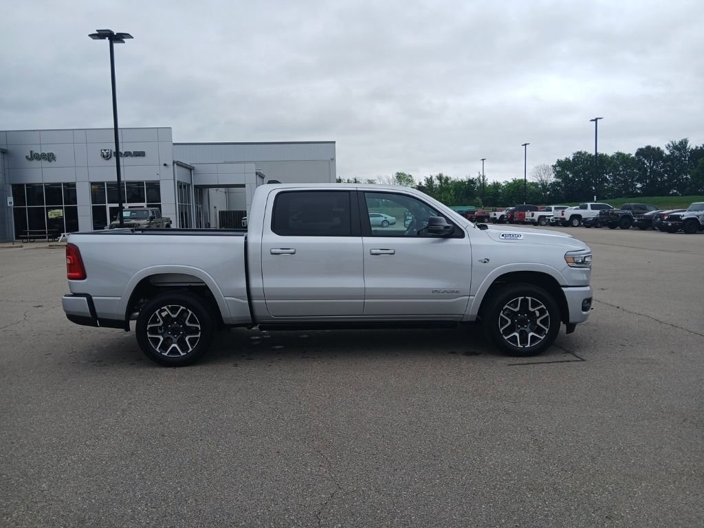 New 2026 RAM 1500 Laramie AWD/4WD image 9