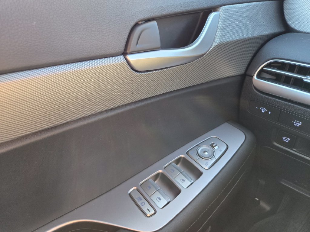 Used 2025 Hyundai Palisade SEL AWD/4WD image 13