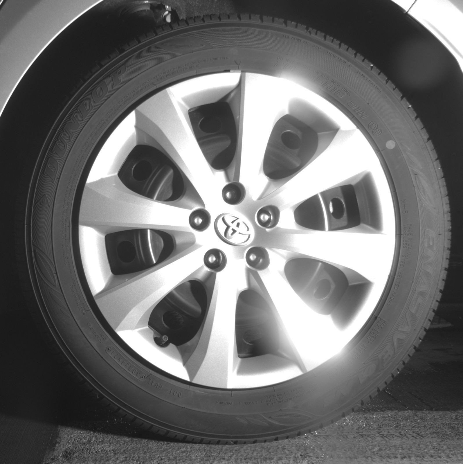 Used 2025 Toyota Corolla LE FWD image 17