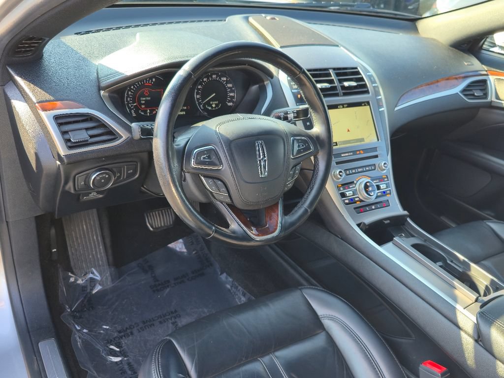 Used 2018 Lincoln MKZ Select w/ Select Plus Package AWD/4WD image 12