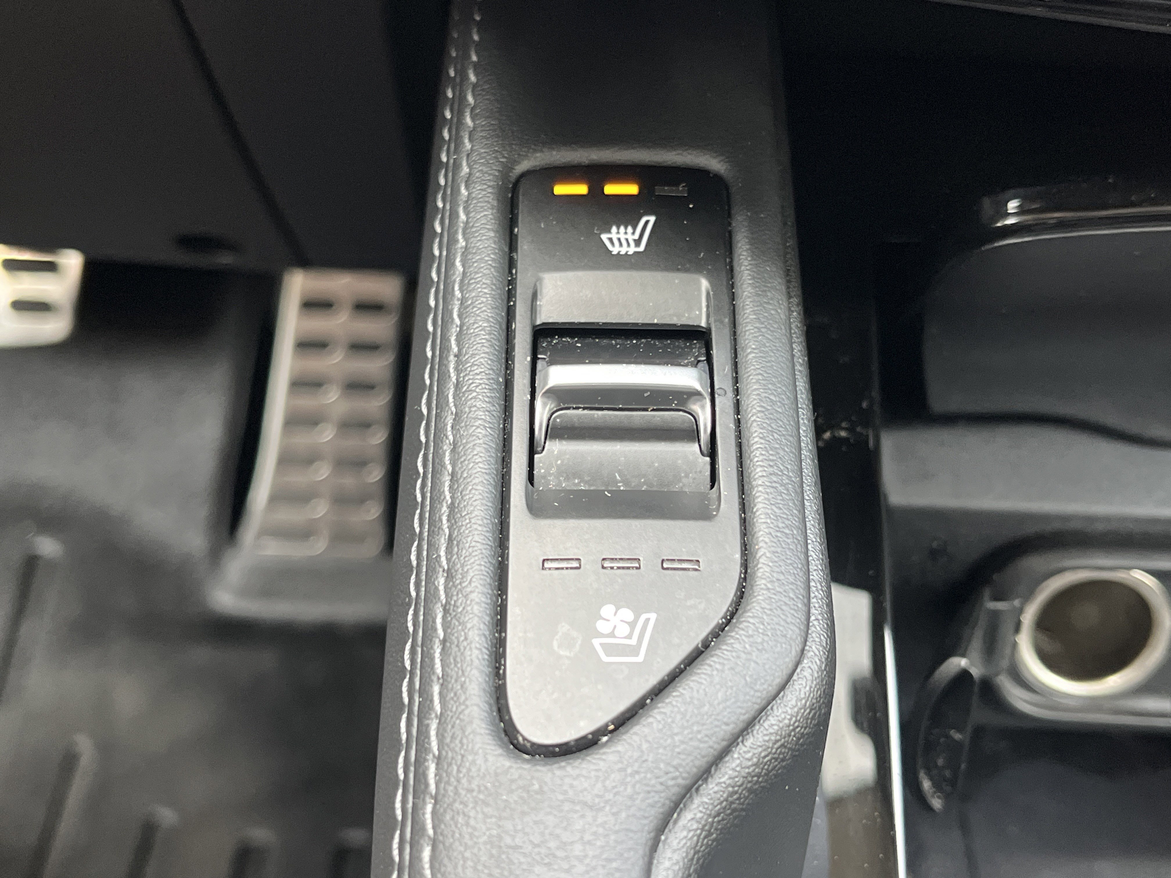 Used 2023 Kia Telluride SX image 9