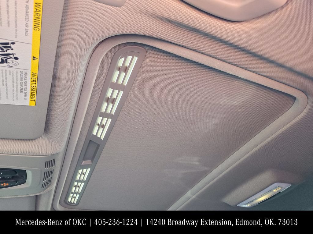 Used 2018 BMW 320i Sedan RWD image 19