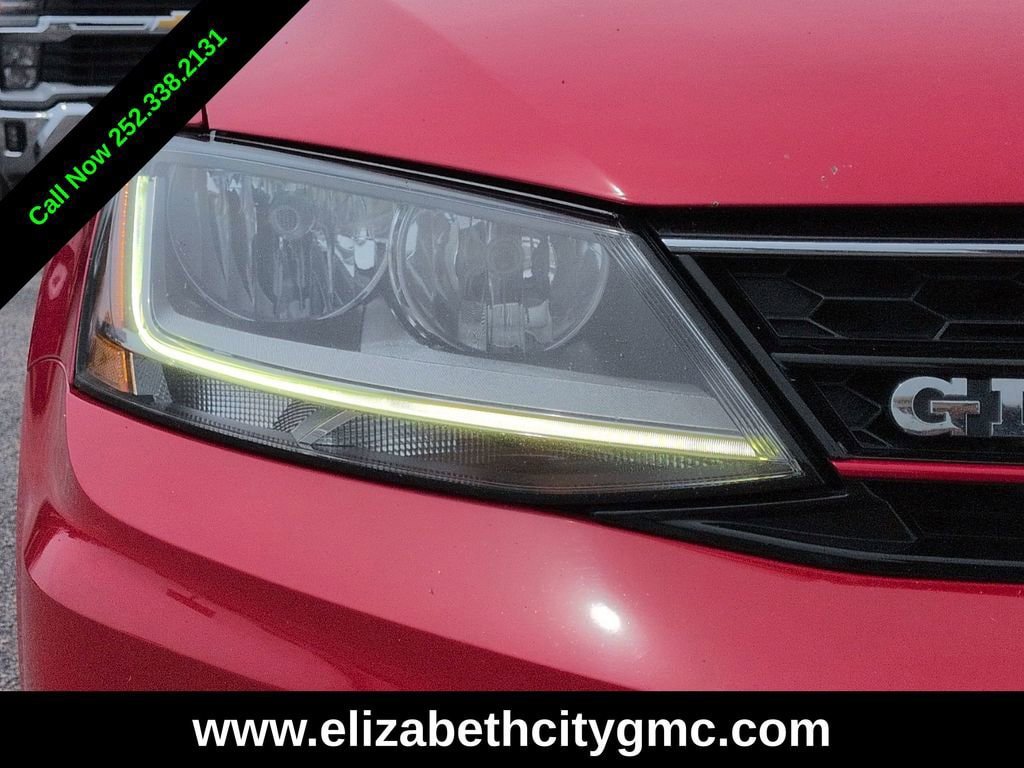 Used 2018 Volkswagen Jetta GLI FWD image 9
